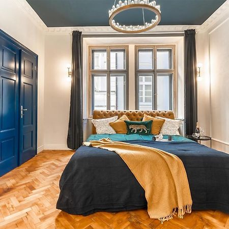 Charles Bridge Suite By Riverside Prague Extérieur photo